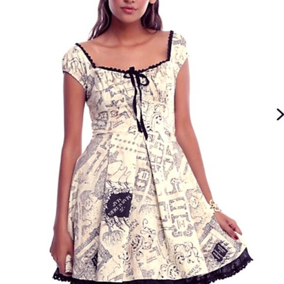 Hot Topic Dresses & Skirts - Harry Potter Marauder's Map Dress Size L